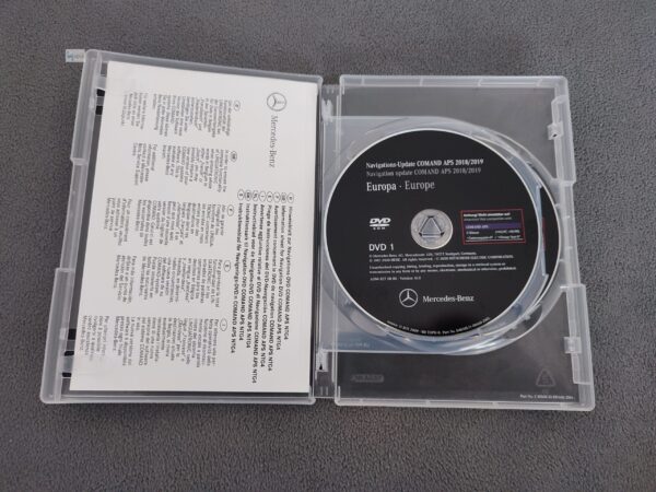 Mercedes-Benz Navigation DVD COMAND APS NTG4-204 Europa 2018/2019 für GLK C-Klasse violett Version 16.0 A2048270800 – Bild 3