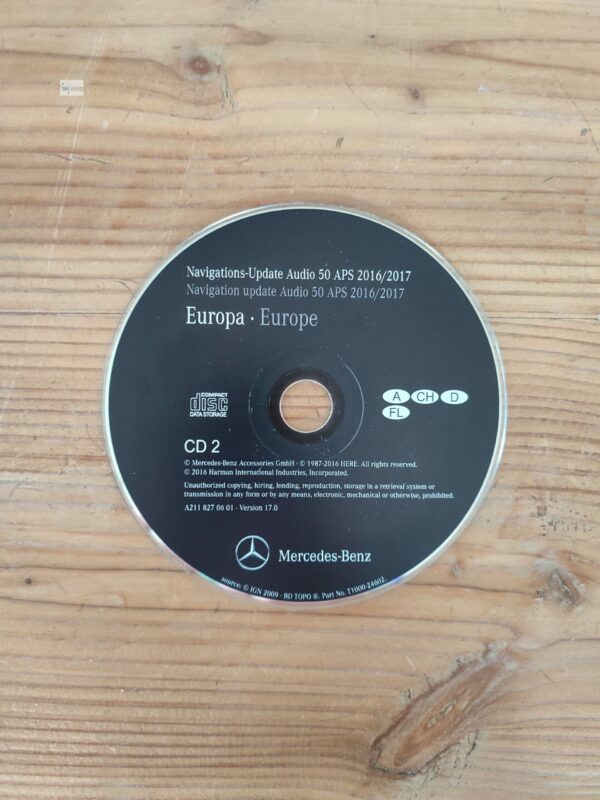 Mercedes-Benz Navigations-CD Audio 50 APS NTG1 DEUTSCHLAND ALPEN 2016/2017 A2118270601 rot