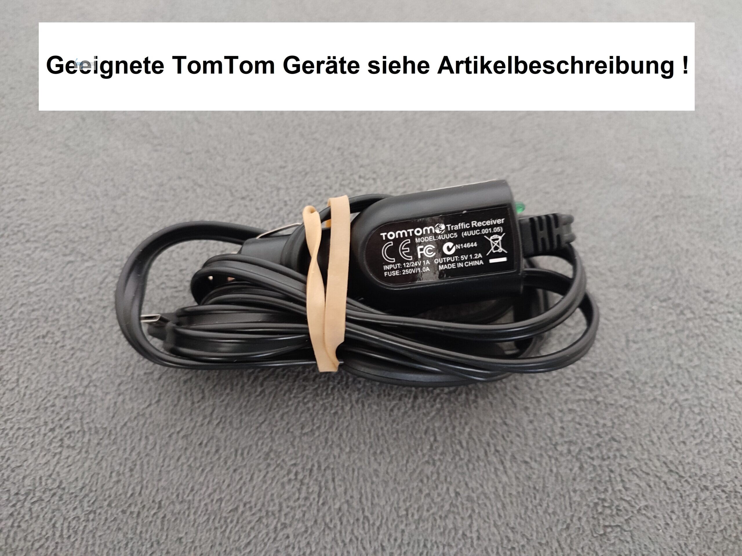 TomTom TMC Traffic Receiver Verkehrsfunkempfänger und Ladekabel 4UUC5 (Micro USB)
