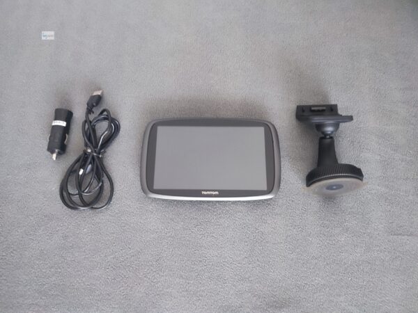 TomTom GO 6100 Navigationsgerät 6 Zoll Welt Lifetime Maps & Traffic & SIM-Karte
