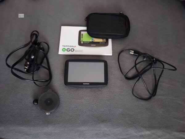 TomTom GO BASIC 5 Zoll PKW Navigationsgerät Europa Maps & WLAN & TomTom Traffic