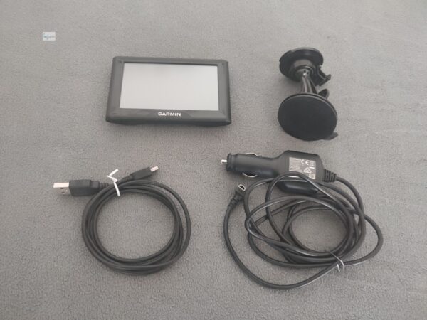 Garmin Drive 40 LMT 4,3 Zoll PKW Navi Zentraleuropa Lifetime Maps & Traffic TMC