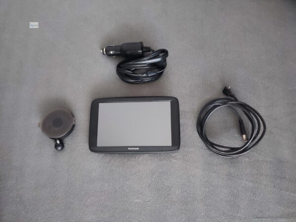TomTom VIA 62 6 Zoll PKW Navigationsgerät Europa-Karten & TomTom Traffic