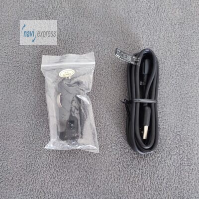 TomTom Ladekabel PC Datenkabel Micro USB & Autoladegerät ORIGINAL UNBENUTZT